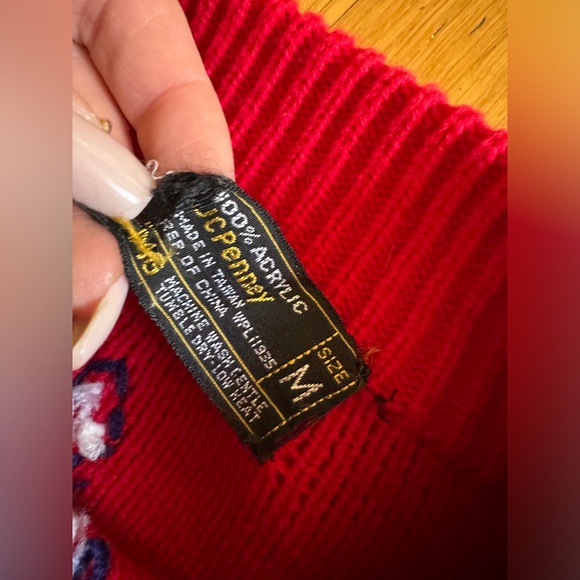 80s Vintage JC Penney Heavy Acrylic Knit Holiday Sweater - Picture 4 of 8